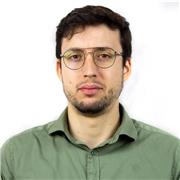 Graduado en Biología con amplia experiencia en asignaturas de ciencias e inglés.